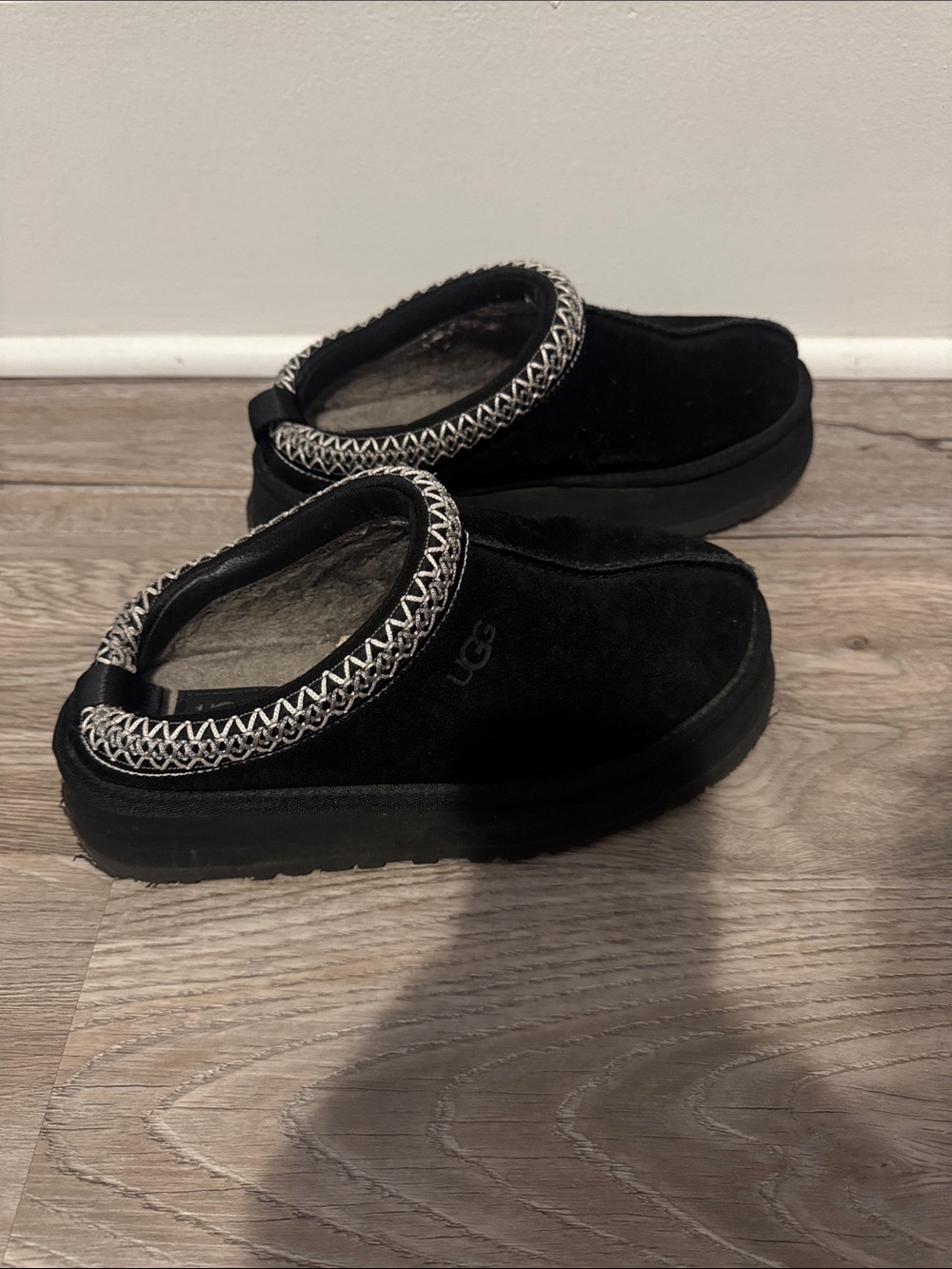 UGG Tazz Platforms Slip Ons
